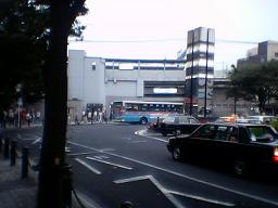 ���}�����w